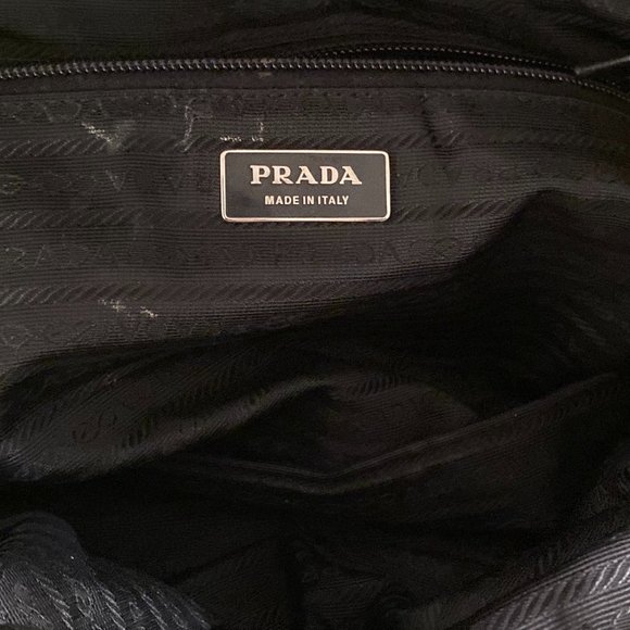 Black Leather  Prada Doctors bag - Picture 11 of 16